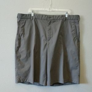 Nike Golf Gray Striped Flat Front Tech Athletic Comfort Shorts Mens 40
